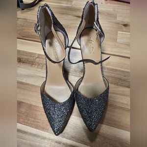 Thalia Sodi "Vanessa" 3in Gun Metal Closed Toe Zip Back Pumps With Ankle Strap